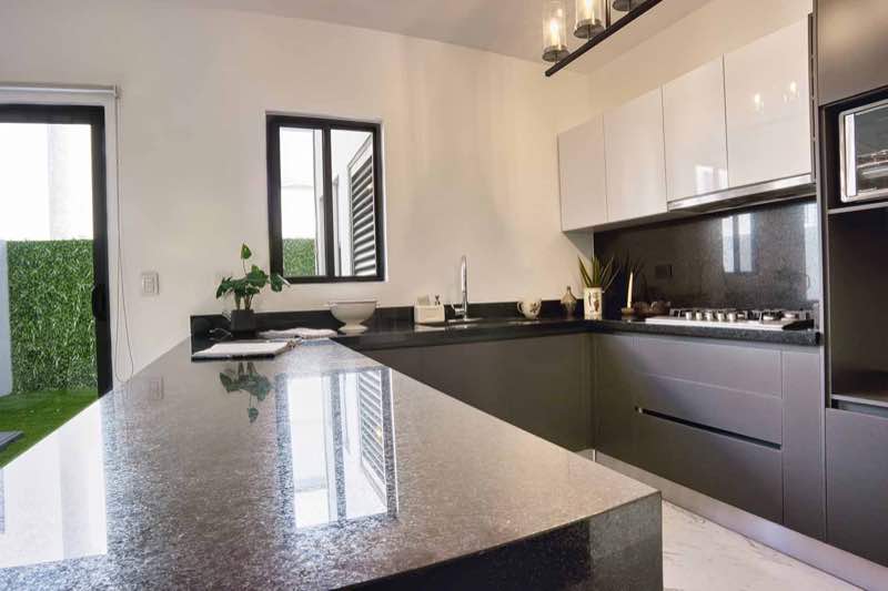 Modelo Noni Elite
