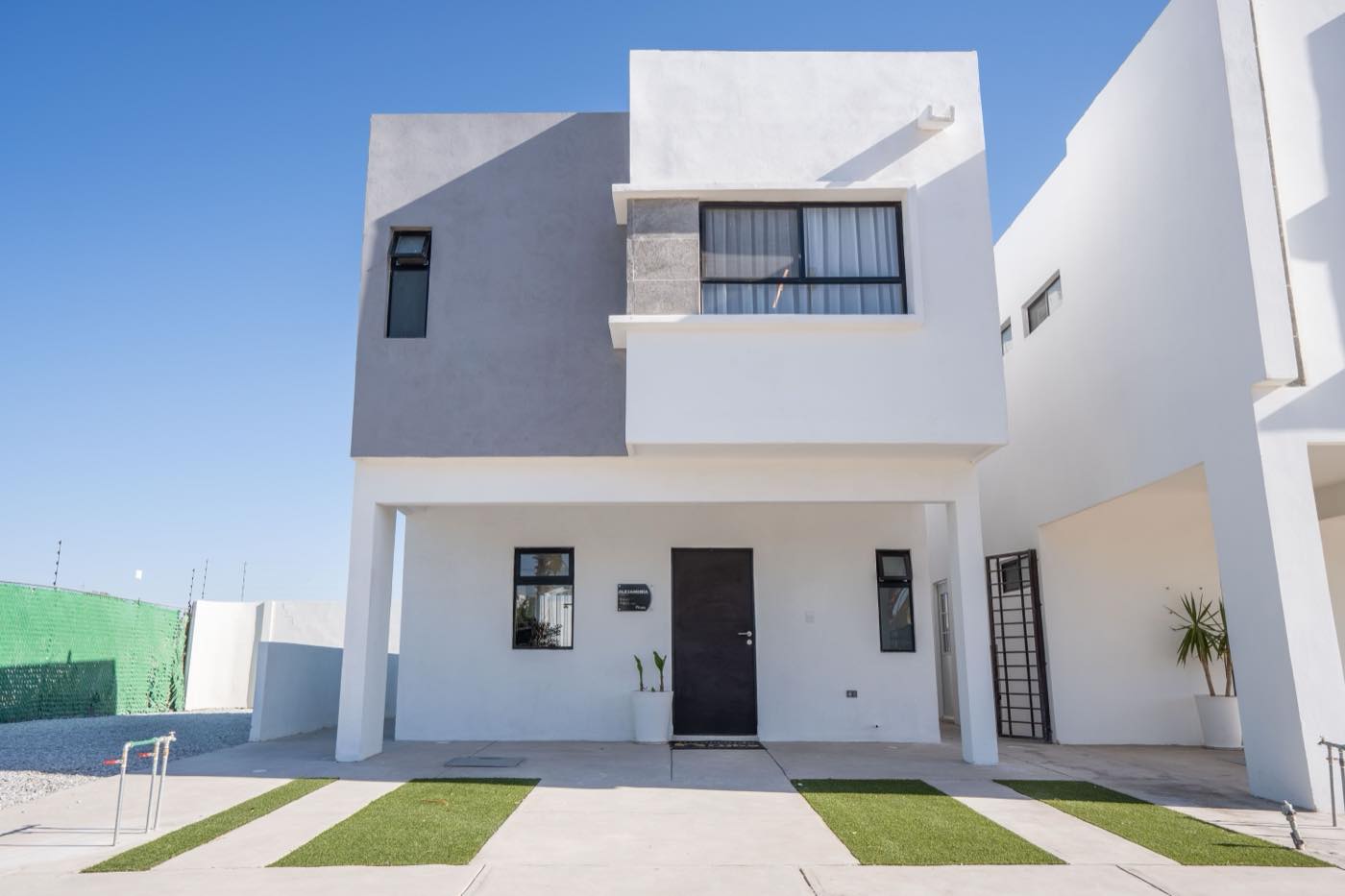 Fachada del modelo Alejandría