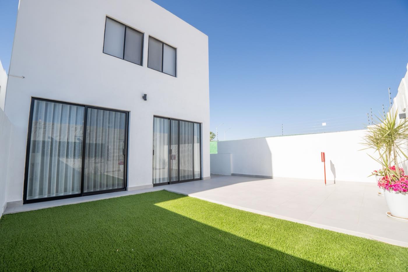 Fachada del modelo Alejandría