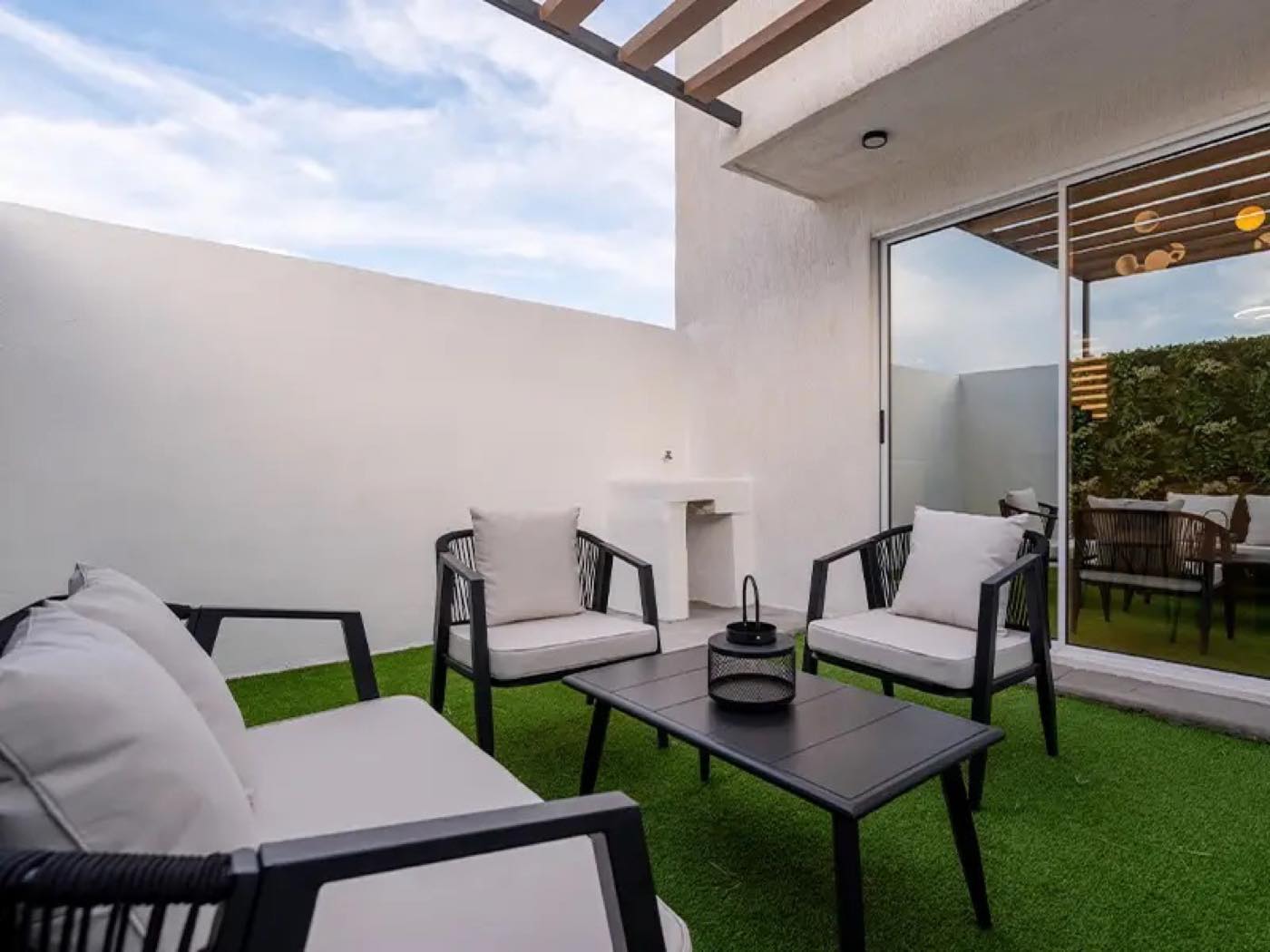 Patio del modelo Águila
