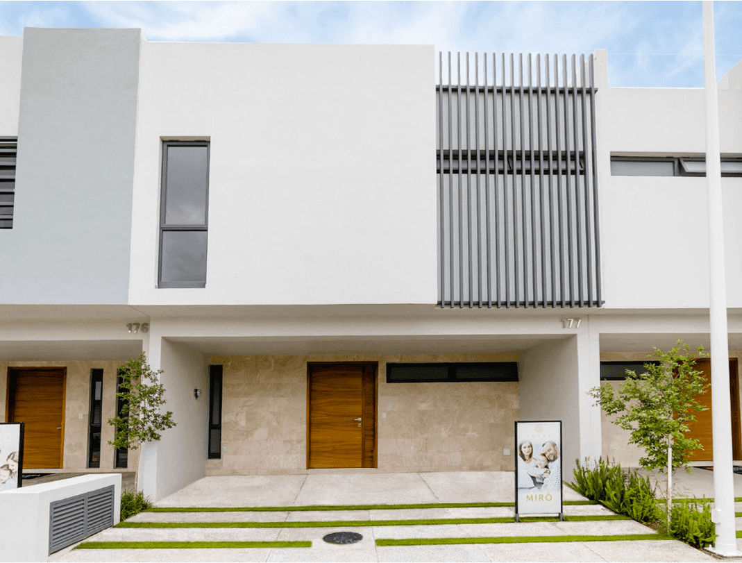 Fachada del modelo Miró